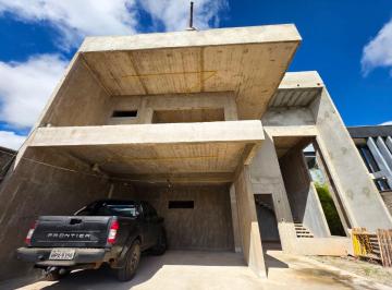 Casa de 3 quartos, Águas Claras · SOBRADO CONDOMÍNIO FASE ACABAMENTO