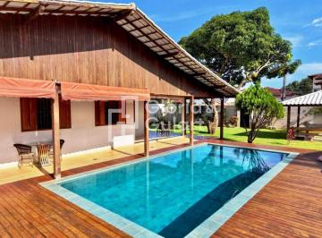 Foto 01 · Casa Linear de 4 quartos com 720m2 e lazer em Bairro Nobre de Guarapari