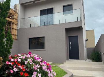 Casa de 3 quartos, Santana de Parnaíba · Casa com 123 m² e 3 quartos à venda no Condomínio Villas do Jaguari Santana de Parnaíba