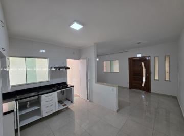 202604011240351853.jpg · Casa para Venda em Mogi das Cruzes, Vila Lavínia, 2 dormitórios, 1 suíte, 2 banheiros, 2 vagas