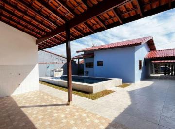 Casa de 3 quartos, Itanhaém · Casa para Venda, Itanhaém / SP. Possui 03 dormitórios e piscina