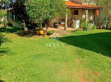Foto 01 · Chácara à Venda em Araçoiaba da Serra-SP: 2 Quartos, 2 Salas, 4 Vagas de Garagem e 210m² de Área
