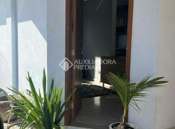Apartamento · 163m² · 6 Quartos · 3 Vagas · 3 Apartamentos com 2 dormitóris e 1 vaga de garagem descoberta cada um deles.