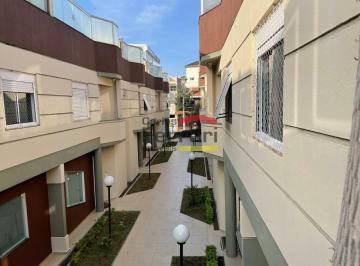 Casa · 200m² · 3 Quartos · 3 Vagas · Sobrado em Condominio fechado em Santana