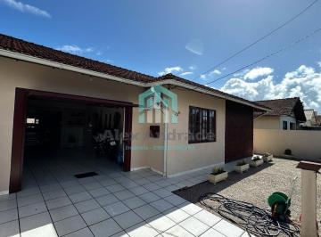 Casa · 150m² · 3 Quartos · 3 Vagas · Casa à Venda em Universitários, Biguaçu: 3 Quartos, 150m², Suíte