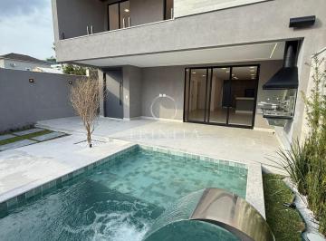 Piscina com cascata · Casa em Condominio em Recreio dos Bandeirantes - Rio de Janeiro