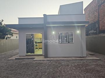 Casa · 60m² · 2 Quartos · 2 Vagas · Casa unifamiliar com terreno amplo à Venda em Barra do Aririu - Palhoça