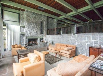 Casa · 308m² · 3 Quartos · 3 Vagas · CASA NO BOA VISTA