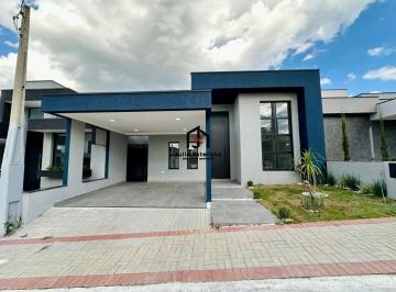 Casa · 250m² · 3 Quartos · Casa à venda - em Caminho Novo
