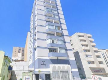 01 · Apartamento no centro de Florianopolis, composto por 3 dormitórios, sendo uma suite