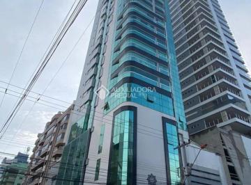 Apartamento · 200m² · 5 Quartos · 4 Vagas · Apartamento à venda no Meia Praia, Itapema