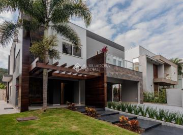 Casa · 375m² · 4 Quartos · 4 Vagas · Casa com 04 quartos (suítes) à venda, Balneário Camboriú-SC.