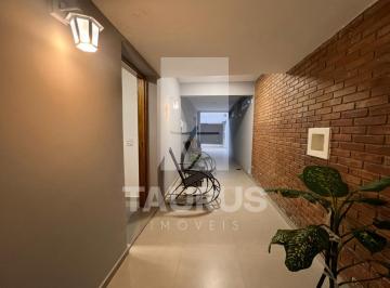 Foto 02 · Casa a venda no Planalto Paulista. 3 quartos, 2 suites, 4 vagas, reformado, edícula, 250m².