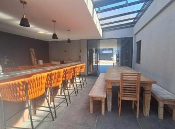 202604011930315774.jpg · Casa Alto Padrão para Venda em São José dos Pinhais, Aristocrata, 3 dormitórios, 1 suíte, 3 banheiro