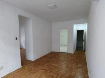 Apartamento · 90m² · 2 Quartos · 1 Vaga · 2 dormitórios, dependência. Garagem fechada. Elevador. Praia