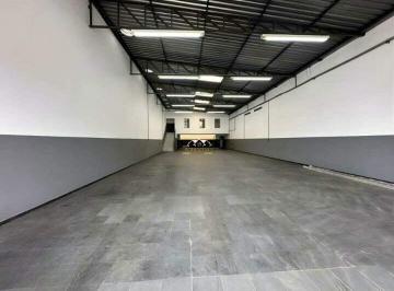 Comercial · 350m² · 1 Vaga · Galpão Comercial/Industrial para locação no bairro Jardim Bom Pastor – Santo André