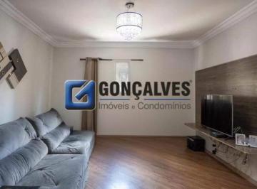 Casa · 365m² · 6 Quartos · 10 Vagas · Sobrado Residencial de 365 m² no Centro de Diadema – 6 Quartos, 10 Vagas e Acabamento Laminado