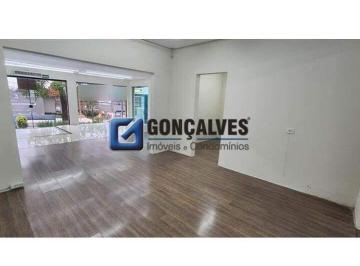 Comercial · 250m² · 2 Vagas · Salão Comercial para Aluguel no Campestre (Santo André) | 250m² | 2 Banheiros | 2 Vagas