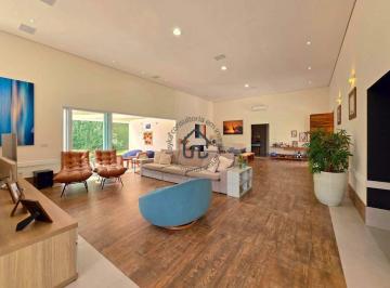 Casa · 696m² · 6 Quartos · 3 Vagas · Casa para locação com 6 quartos no Condomínio Marambaia em Vinhedo
