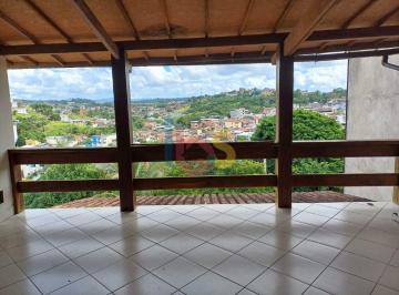 Casa · 370m² · 4 Quartos · Vendo Casa 4/4 com Piscina