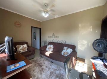 Casa · 356m² · 1 Quarto · 5 Vagas · Oportunidade - Casa Comercial ou Residencial - Jacareí - Jardim Santa Maria - 1 Dormitório - 51m².
