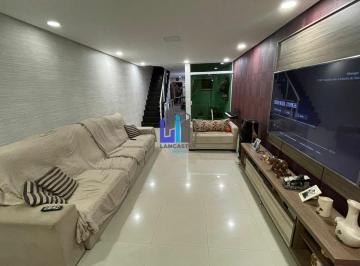 Casa · 250m² · 3 Quartos · 4 Vagas · Sobrado 3 dormitórios, 1 suíte, 4 vagas de garagem, na Vila Assunção
