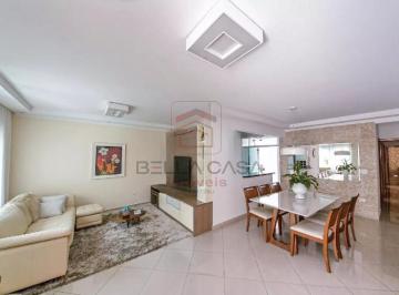 Casa · 180m² · 3 Quartos · 4 Vagas · Casa à venda com 180m², 3 quartos e 4 vagas