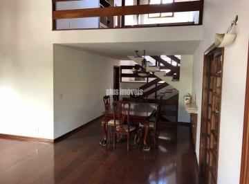 Casa · 380m² · 3 Quartos · 4 Vagas · Ótima Casa à Venda no Panamby - 380 m2