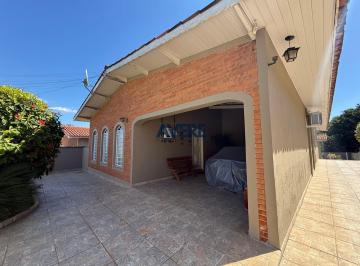 Casa · 196m² · 3 Quartos · 1 Vaga · Casa Térrea de bairro em Valinhos SP - Proximo ao Portal da Cidade