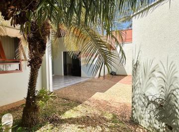 Casa de 3 quartos, Mogi Mirim · Casa com 300m² de terreno à venda - Jardim Brasília - Mogi Mirim - R$ 550.000,00