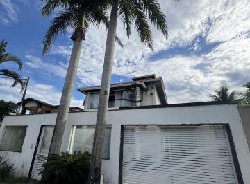 Casa · 177m² · 3 Quartos · 2 Vagas · DUPLEX em CAMBOINHAS a menos de 300 metros da praia!