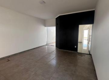 Casa · 138m² · 3 Quartos · 2 Vagas · Casa com 3 quartos (1 suíte) em terreno de 262m² em Guararapes