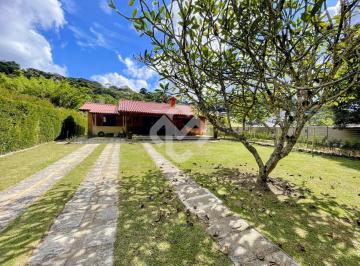Casa · 100m² · 3 Quartos · 4 Vagas · Casa Linear com jardim, 3 quartos - Vargem Grande - Teresópolis RJ