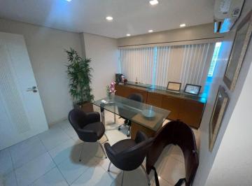 Comercial · 102m² · 2 Vagas · Conjunto / Sala em Meireles - Fortaleza