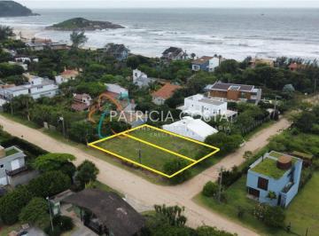 Terreno · 360m² · Dois Terrenos de 360m² cada à Venda na Praia da Barra-Garopaba/SC