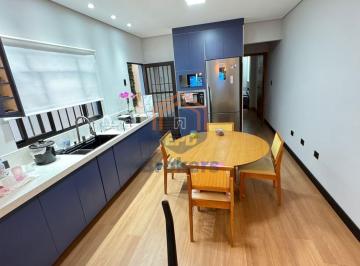 Casa · 223m² · 2 Quartos · 3 Vagas · Casa em Jardim Itália  -  Várzea Paulista