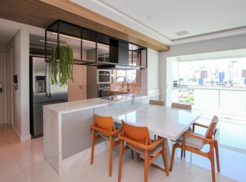 Apartamento · 220m² · 3 Quartos · 3 Vagas · Cobertura Duplex de 3 Suítes à Venda no Edifício Con Il Cuore | Vila Izabel Curitiba