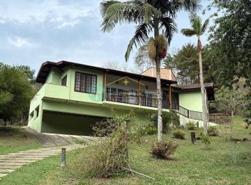 tq5oezc2owmxnzm0ngmxotri_md · Privacidade e conexão genuína com a Serra da Mantiqueira