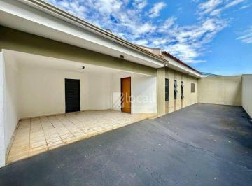fce91179df3d75351a2a2f7340c93ec27cdb2546 · Casa Residencial e Comercial com 160m² e 03 Quartos para locação no Bairro Jardim Alto Alegre em São