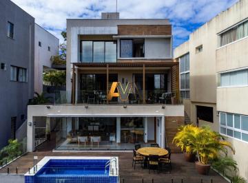 Casa · 350m² · 4 Quartos · 4 Vagas · CASA 4/4 SENDO 3 SUÍTES E HIDROMASSAGEM NO ALPHAVILLE LITORAL NORTE II