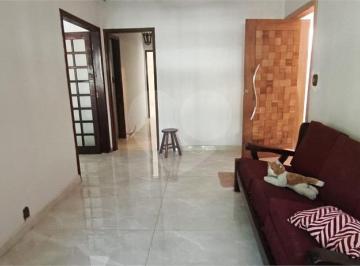 Casa · 307m² · 6 Quartos · 2 Vagas · Casa com 6 quartos à venda em Vila são joão - SP