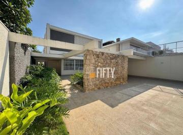 97a8e4ed04838a300d36ec057ca2be7f292b939a · Casa de Alto Padrão reformada à venda com 430m², 4 suítes, espaço gourmet e 5 vagas - Brooklin SP