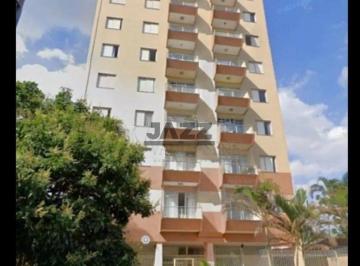 Apartamento · 63m² · 2 Quartos · 1 Vaga · Apto 63 m² no Edifício Patamares (Centro) - 2 Quartos | Oportunidade para Investimento ou Moradia