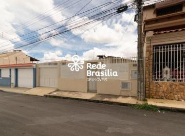 01 · QE 15 conjunto Q - Casa na Laje, nascente, espaçosa e confortável - com 4 quartos - Quintal - Guará 