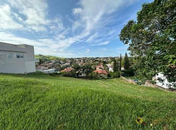 108f75c22de275742ba9043b542f7b1295800729 · Terreno na melhor localização do Condomínio Campos de Santo Antonio, com vista livre