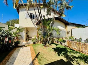 Casa · 342m² · 4 Quartos · Casa à venda no Jardim Quebec – Zona Sul de Londrina/PR