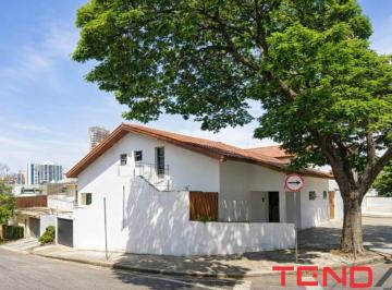 Foto 01 · Aluguel de Casa Comercial de Alto Padrão com 9 Salas e 476m² no Jardim Faculdade, Sorocaba-SP