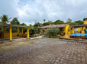 Casa de 4 quartos, Gravatá · Casa fora de condomínio com amplo terreno e piscina privativa à venda em Gravatá/PE!