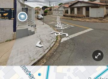 Casa de 3 quartos, Campinas · Residência bem localizada de esquina,aceita proposta.
