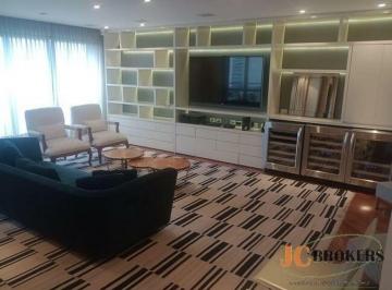 Apartamento · 200m² · 3 Quartos · 3 Vagas · Apartamento mobliado com 200m² de área útil